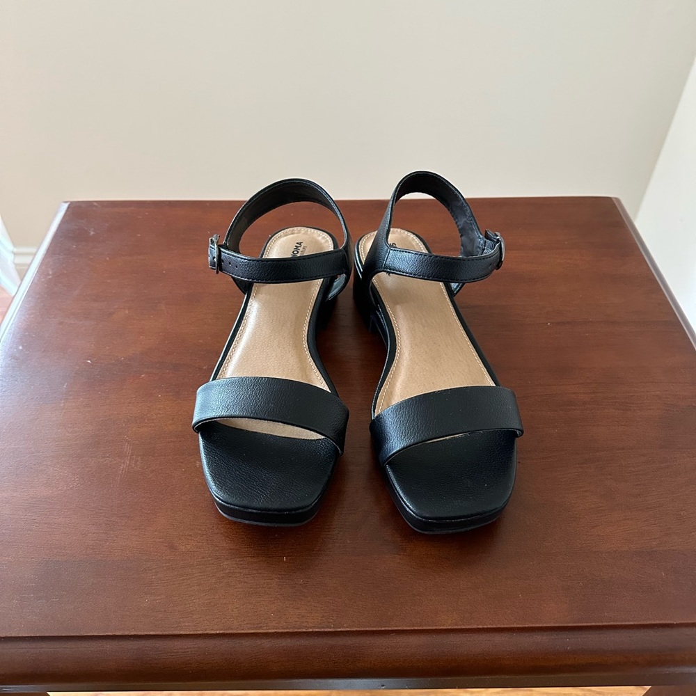 Sonoma Black Sandals